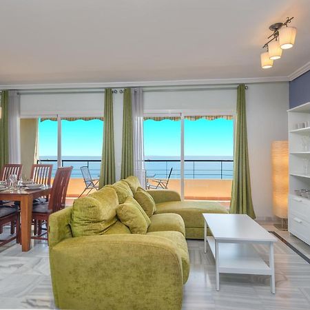 Sea Blue Apartment - Frente Al Mar Benalmadena Bagian luar foto