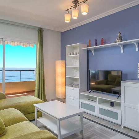 Sea Blue Apartment - Frente Al Mar Benalmadena Bagian luar foto