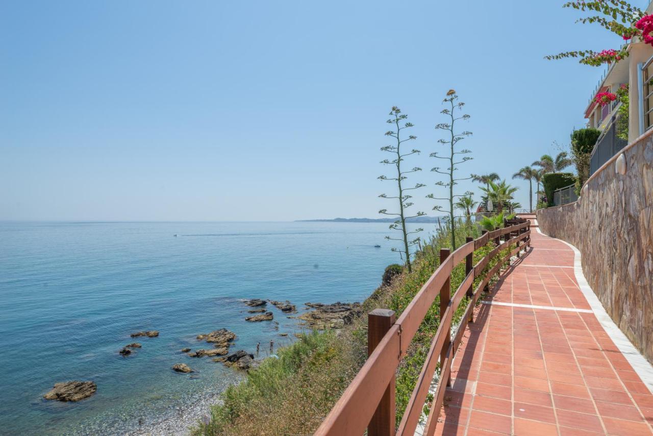 Sea Blue Apartment - Frente Al Mar Benalmadena Bagian luar foto