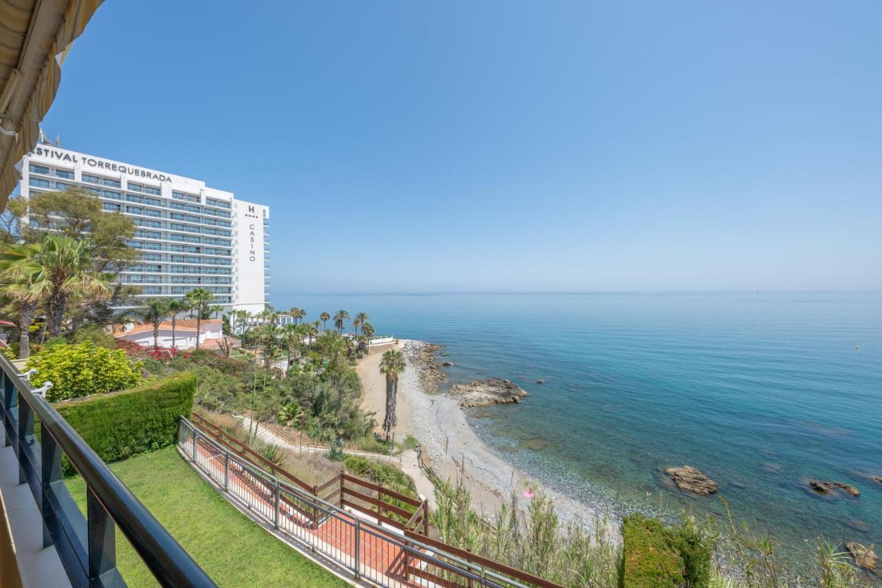 Sea Blue Apartment - Frente Al Mar Benalmadena Bagian luar foto