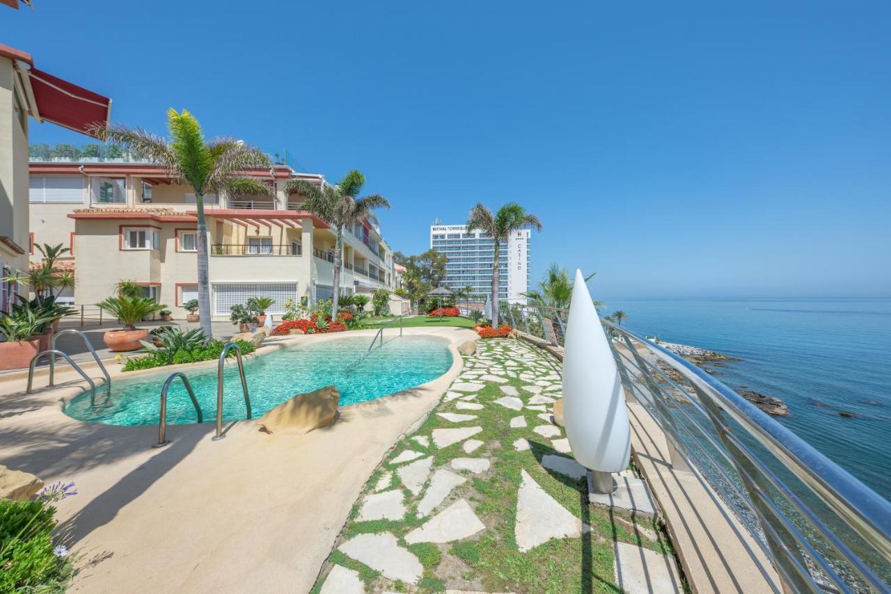 Sea Blue Apartment - Frente Al Mar Benalmadena Bagian luar foto