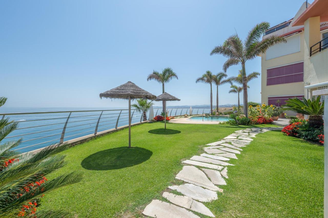 Sea Blue Apartment - Frente Al Mar Benalmadena Bagian luar foto