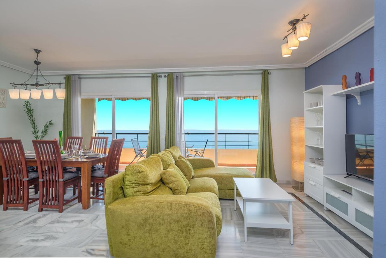 Sea Blue Apartment - Frente Al Mar Benalmadena Bagian luar foto