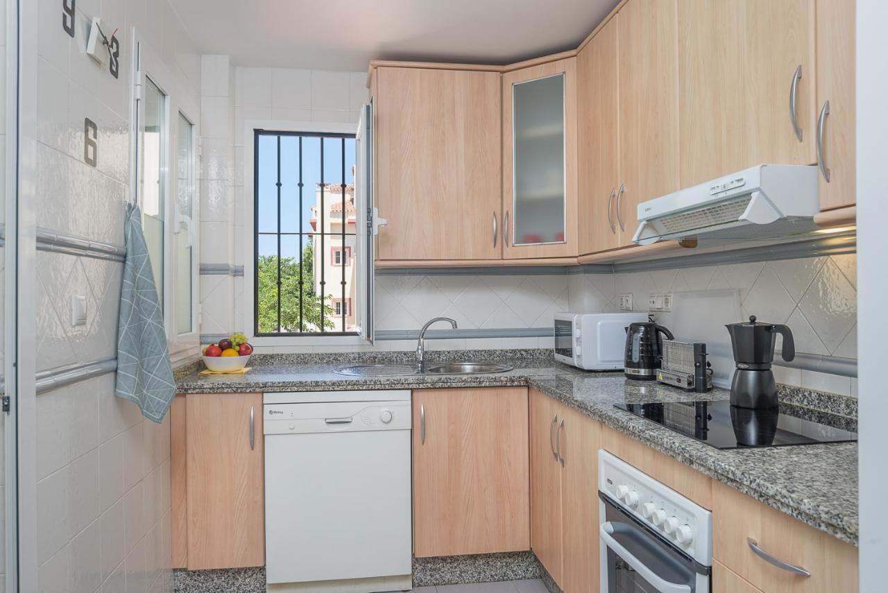 Sea Blue Apartment - Frente Al Mar Benalmadena Bagian luar foto
