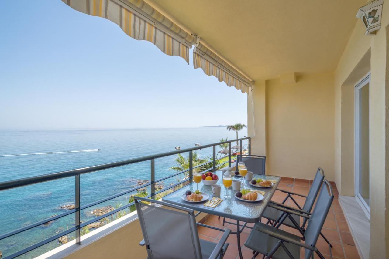 Sea Blue Apartment - Frente Al Mar Benalmadena Bagian luar foto