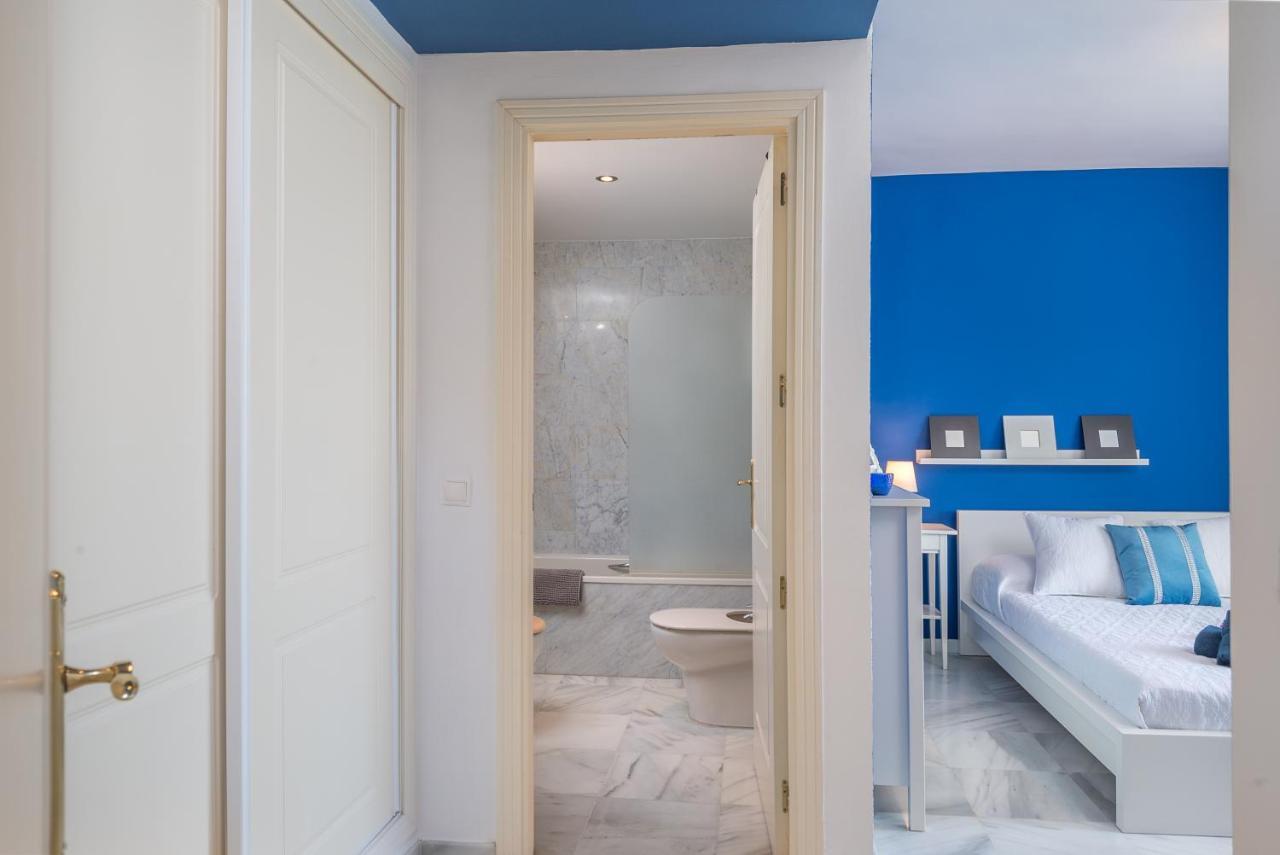 Sea Blue Apartment - Frente Al Mar Benalmadena Bagian luar foto