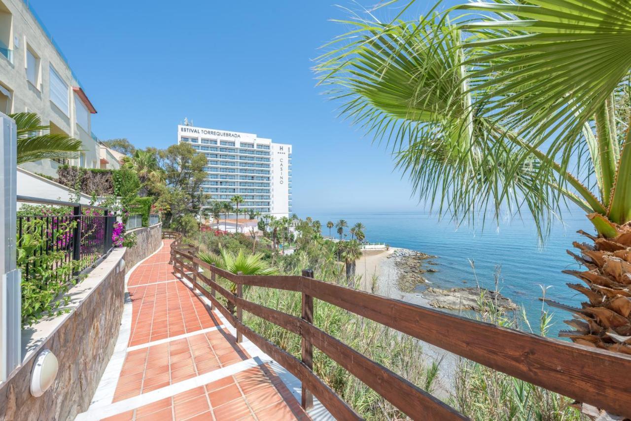 Sea Blue Apartment - Frente Al Mar Benalmadena Bagian luar foto