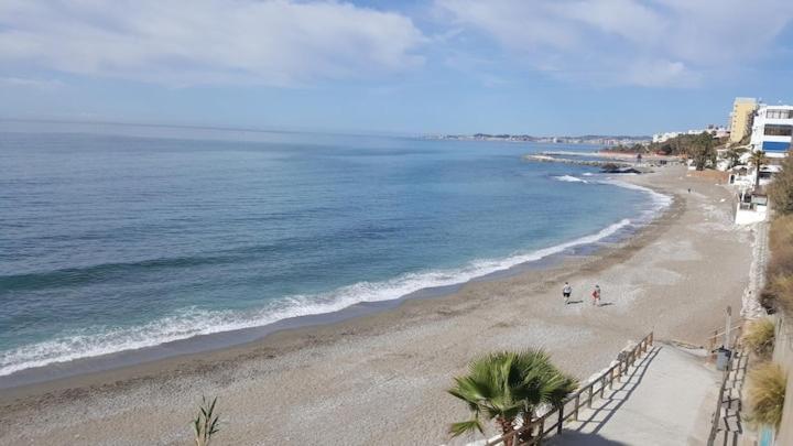 Sea Blue Apartment - Frente Al Mar Benalmadena Bagian luar foto